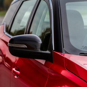 Retrovisor y vidrio de seguridad vehículo